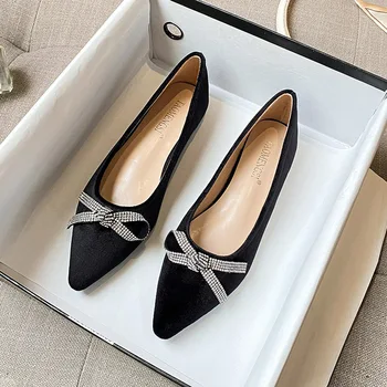 Crystal Bowtie Balet bytov ženy značky dizajnér velúrové OL topánky ukázal prst mokasíny drahokamu lúk balerína topánky plus veľkosť 43