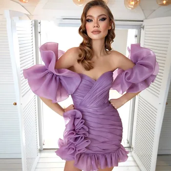 Očarujúce Purple Prom Šaty S Odnímateľnou Načechraný Rukávy Na Volániky Mini Žien Party Šaty Skladaný Tylu návrat domov Šaty
